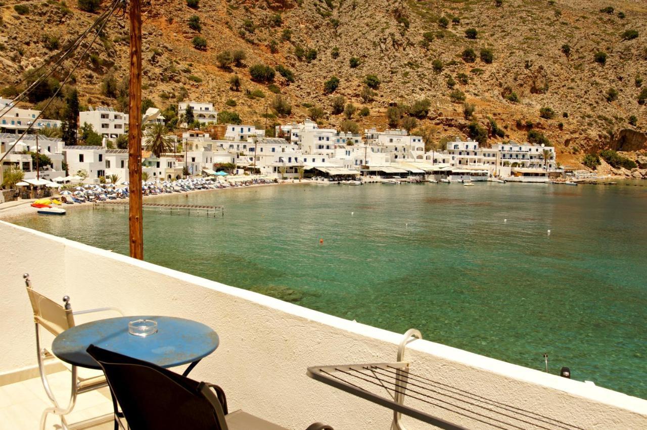 Αnna Hotel Loutrón Luaran gambar
