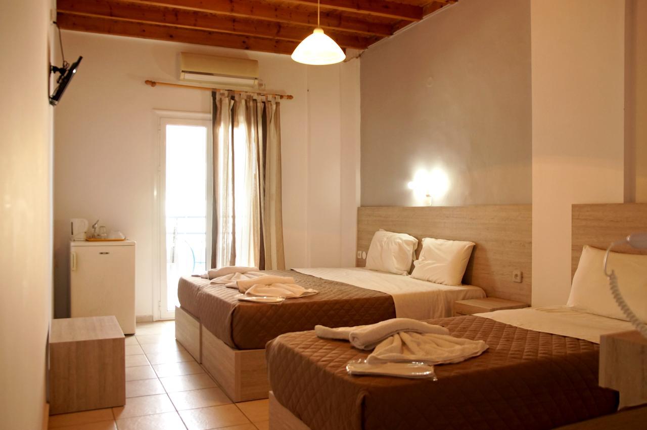 Αnna Hotel Loutrón Luaran gambar