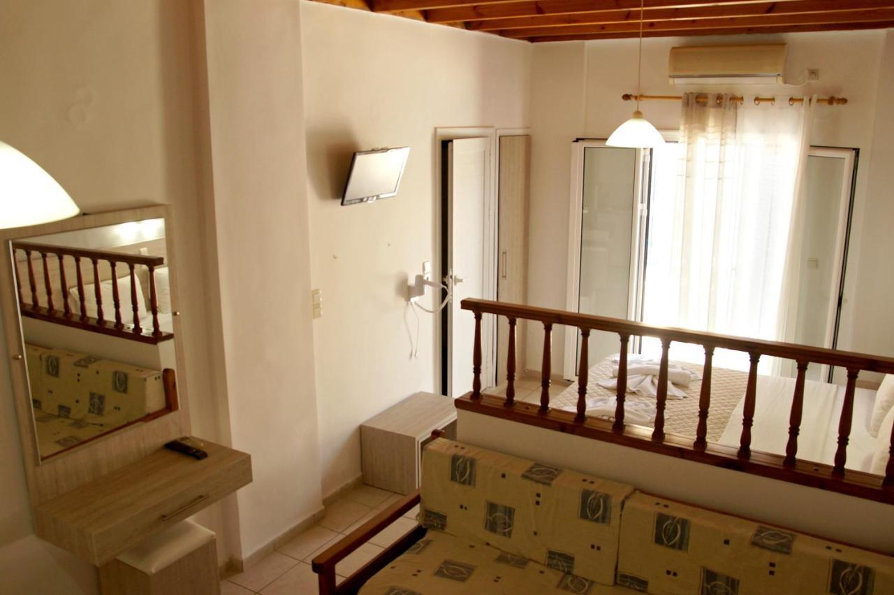 Αnna Hotel Loutrón Luaran gambar